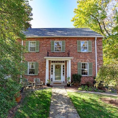 6816 Pineway, University Park, MD 20782