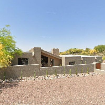 6901 N Chaparral Pl, Tucson, AZ 85718