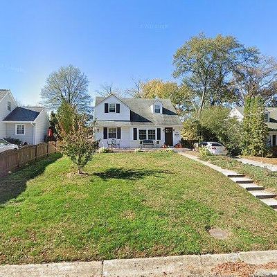 6910 Duke Dr, Alexandria, VA 22307