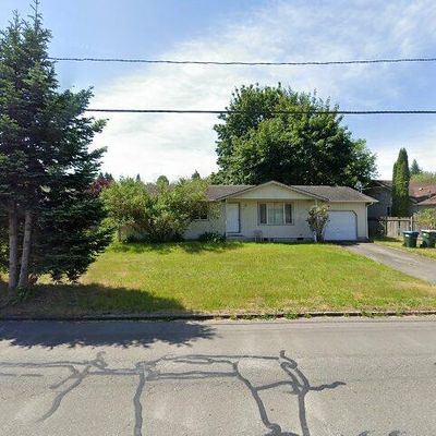 812 Marion St, Centralia, WA 98531