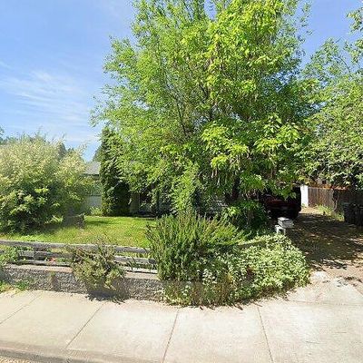 816 Newtown St, Medford, OR 97501