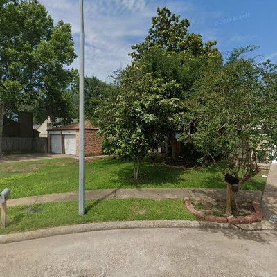 8703 Kindlewood Dr, Houston, TX 77099