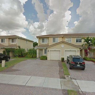 8989 Chambers St, Tamarac, FL 33321