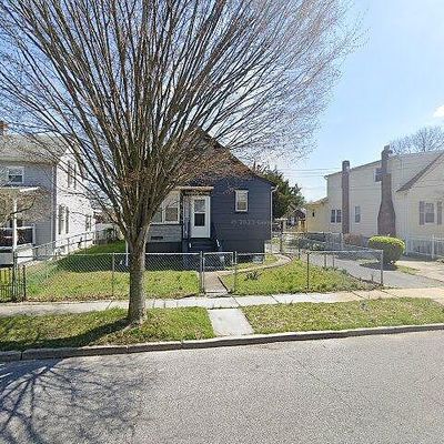 77 S Myrtle St, Vineland, NJ 08360