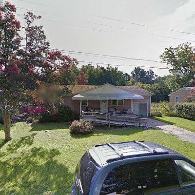 809 Custis Ave, Chesapeake, VA 23323