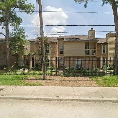 935 Memorial Village Dr #15, Houston, TX 77024