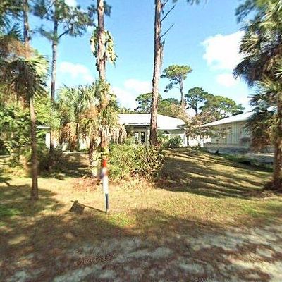 938 Morrison Ave, Englewood, FL 34223