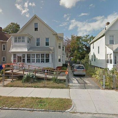 94 Grover St #96, Springfield, MA 01104