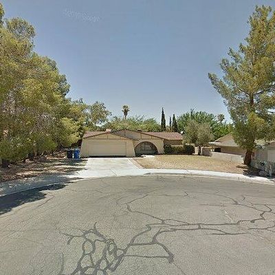 940 Cactus Ct, Barstow, CA 92311