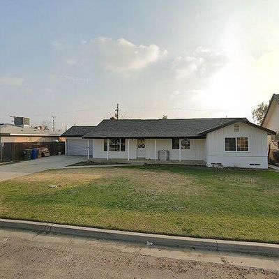 9409 Greenacres Dr, Bakersfield, CA 93312