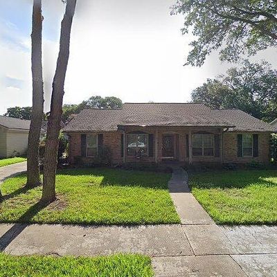 9411 Brig O Doon Cir, Houston, TX 77096