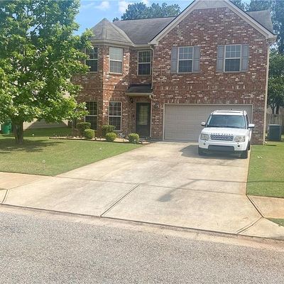 942 Amelia Dr, Byron, GA 31008