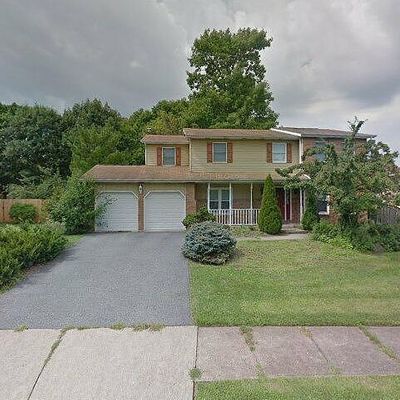 942 Springhouse Rd, Allentown, PA 18104