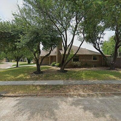 943 Moorside Ln, Channelview, TX 77530