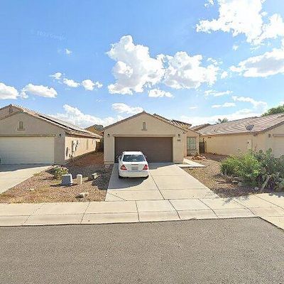 943 W Desert Sky Dr, San Tan Valley, AZ 85143