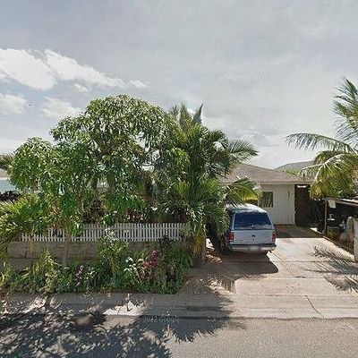 945 Hoomau St, Wailuku, HI 96793