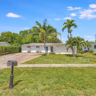 9469 Birdwood St, Palm Beach Gardens, FL 33410