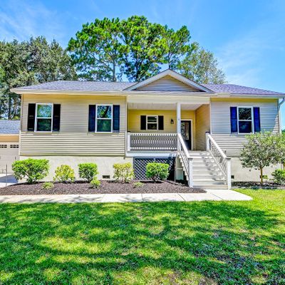 948 Bee Hive Rd, Awendaw, SC 29429