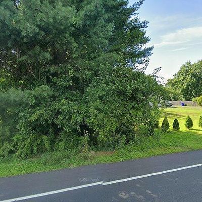 95 East St S, Suffield, CT 06078