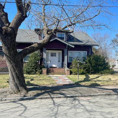 95 Echo St, Brockton, MA 02301