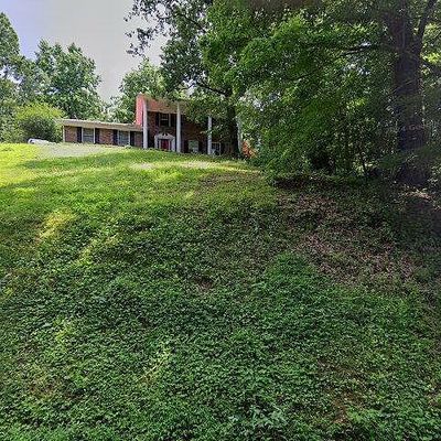 95 Van Buren Dr, Dalton, GA 30721