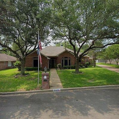 9508 Yellow Stone Rd, Woodway, TX 76712