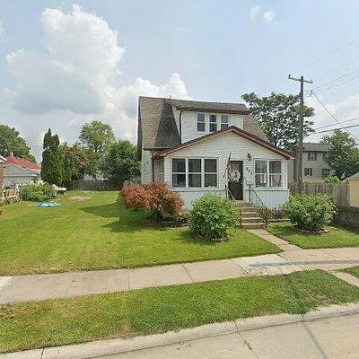 951 3 Rd St, Wyandotte, MI 48192