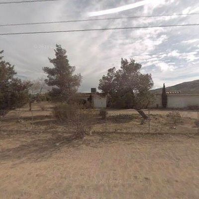 9525 Joshua St, Apple Valley, CA 92308