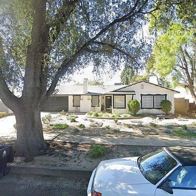 9525 Laramie Ave, Chatsworth, CA 91311