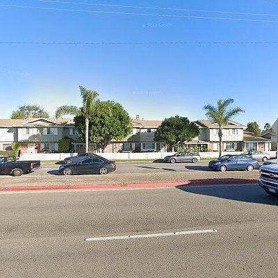 9591 Adams Ave, Huntington Beach, CA 92646