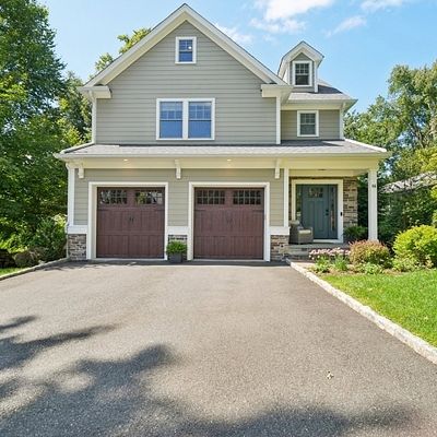 96 Greenwood Ave, Madison, NJ 07940