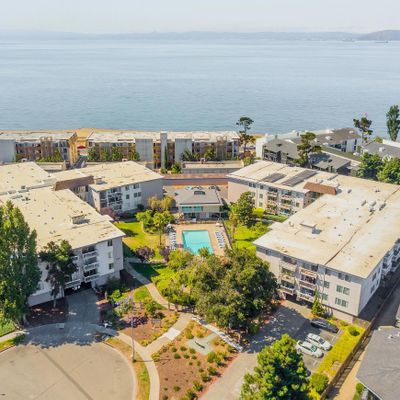 960 Shorepoint Ct #314, Alameda, CA 94501