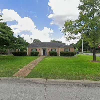 9602 Meadowglen Ln, Houston, TX 77063