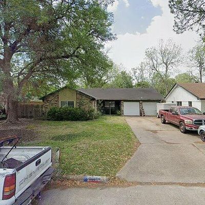 9611 Vogue Ln, Houston, TX 77080