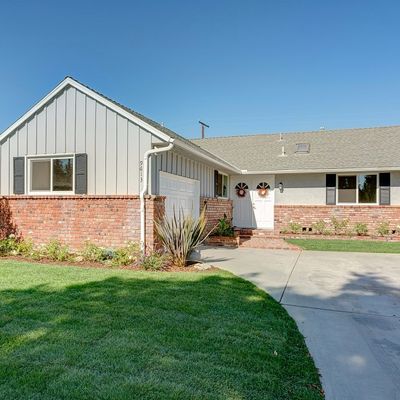 9613 Buell St, Downey, CA 90241