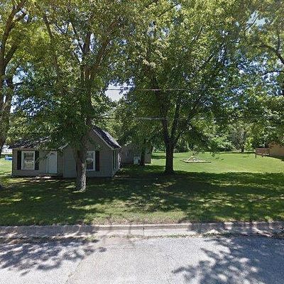 97 Glendale Ave, Hillsdale, MI 49242