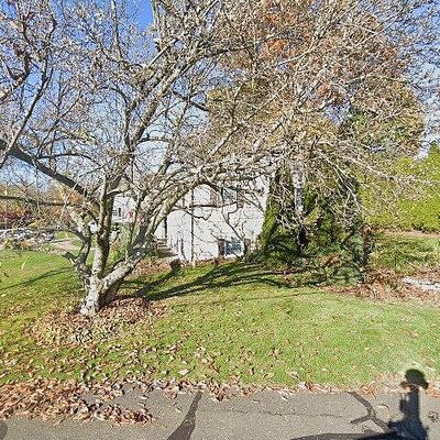 97 Kellogg St, Brookfield, CT 06804