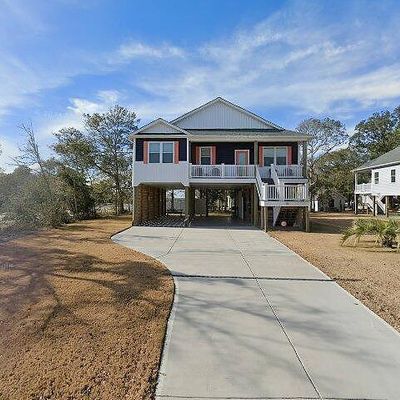 97 Ne 19th Street Oak Island, Island, NC 28465