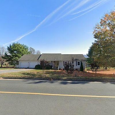 97 Old White Bridge Rd, Waynesboro, VA 22980