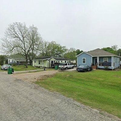 9703 Texas, Palacios, TX 77465