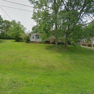 902 Spruce Rd, Oneonta, AL 35121