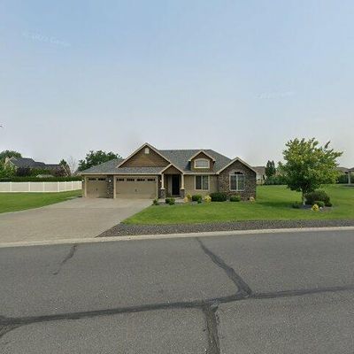 9034 Dune Lake Rd Se, Moses Lake, WA 98837