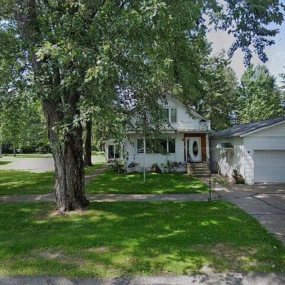 907 School St, Withee, WI 54498