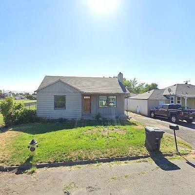 907 S 8 Th Ave, Yakima, WA 98902