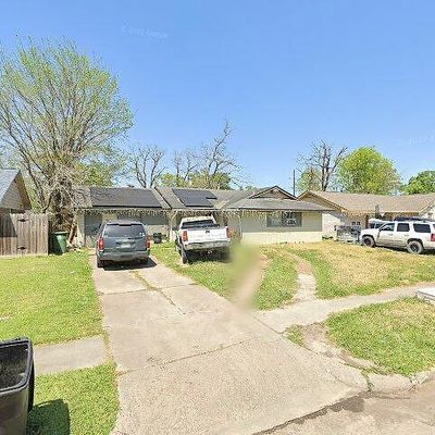 9259 Richland Dr, Houston, TX 77078