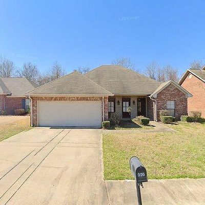 926 Frisky Dr, Brandon, MS 39047