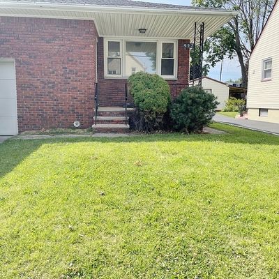 927 Bergen Ave, Linden, NJ 07036