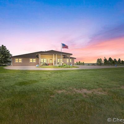 927 E 10 Th St, Pine Bluffs, WY 82082