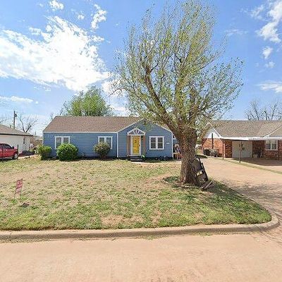 928 S 10 Th St, Kingfisher, OK 73750