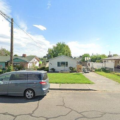 928 W Opal St, Pasco, WA 99301